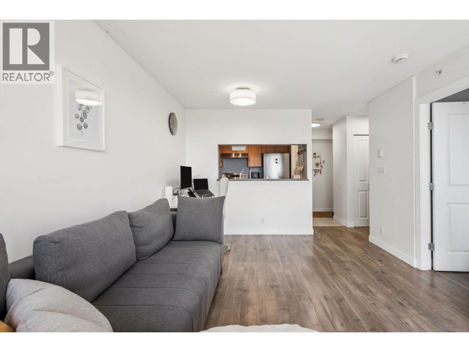 1610 5380 Oben Street Property Photo 12
