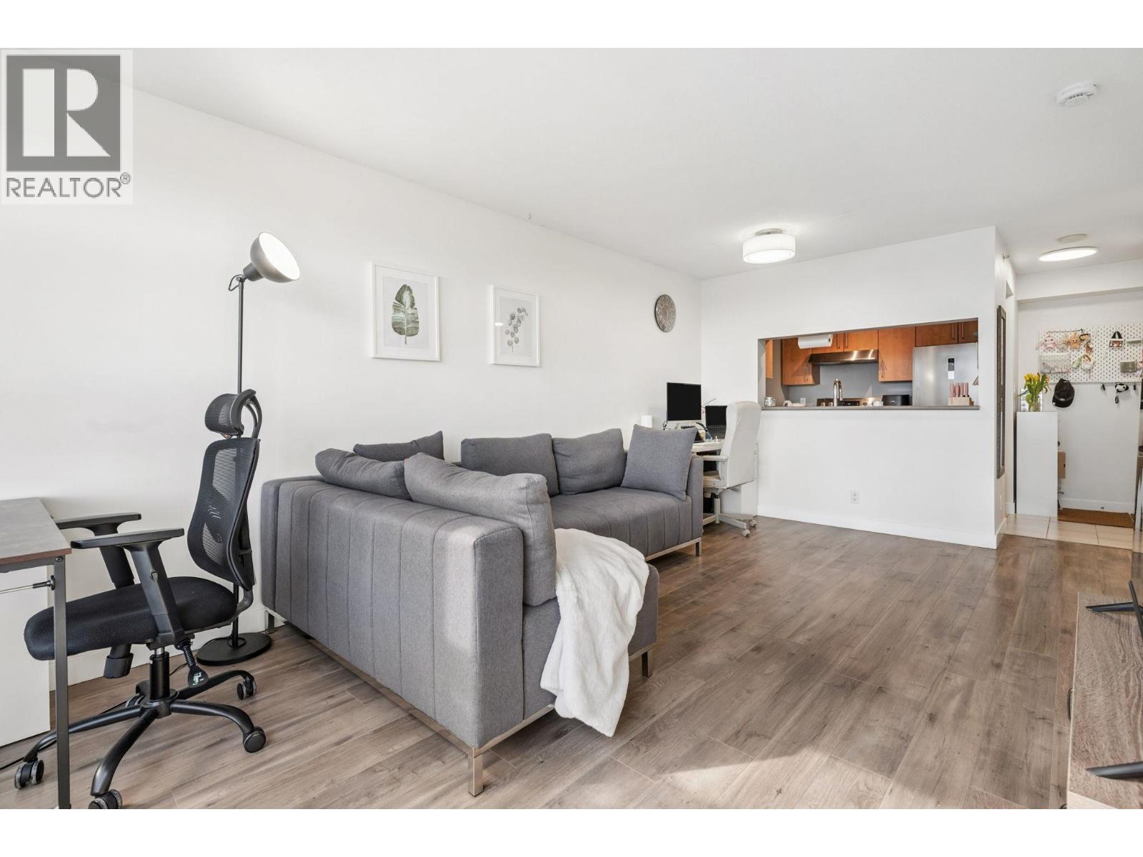 1610 5380 Oben Street Property Photo 13