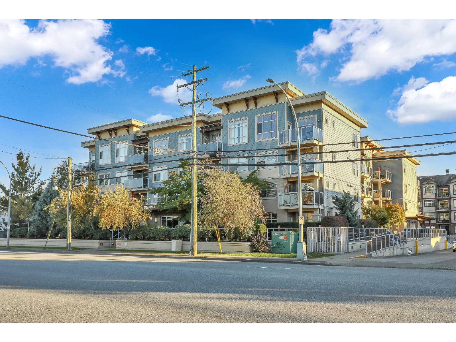 209 19936 56 Avenue Property Photo 1