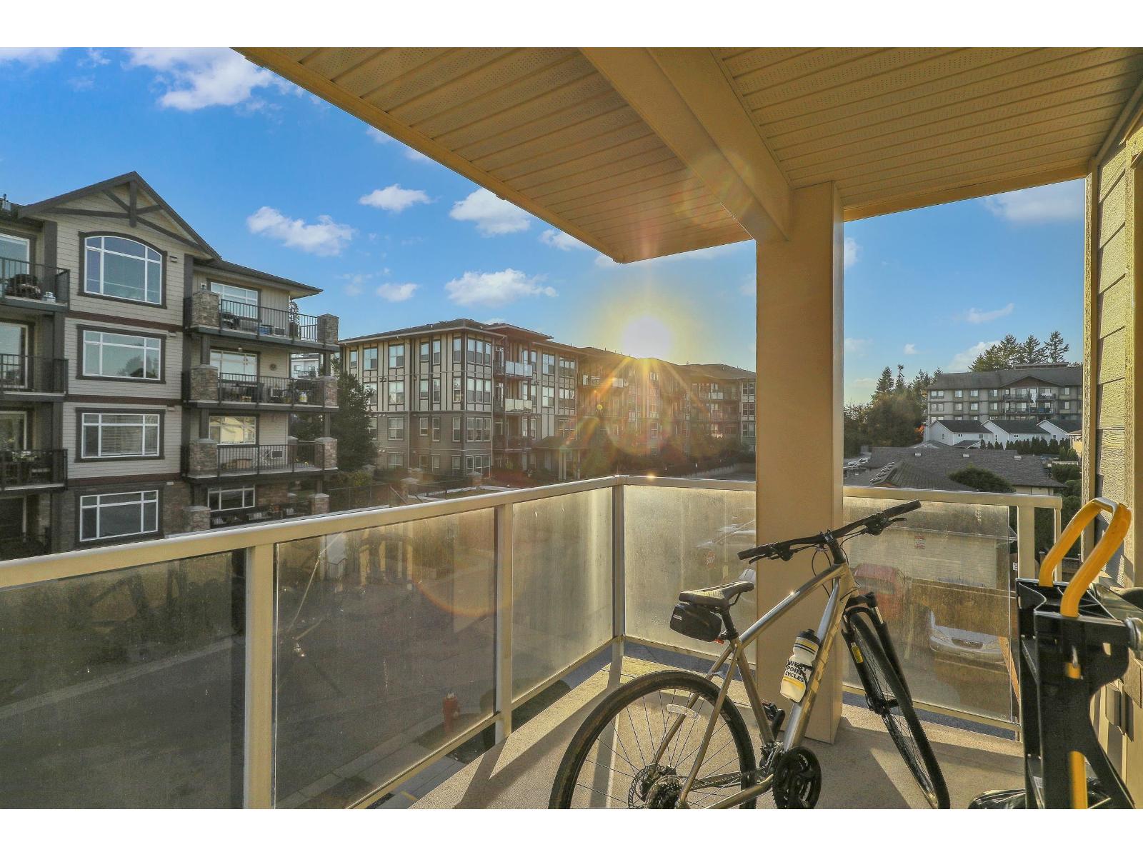 209 19936 56 Avenue Property Photo 9
