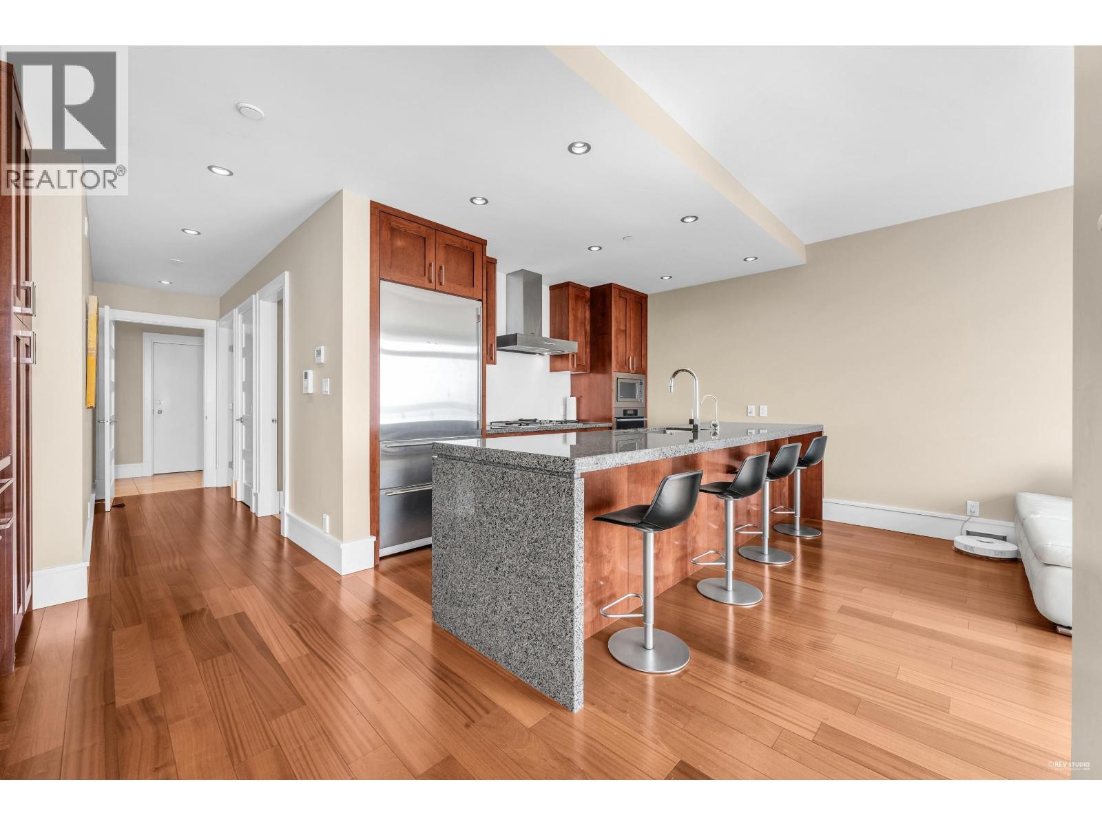 102 2575 Garden Court Property Photo 16