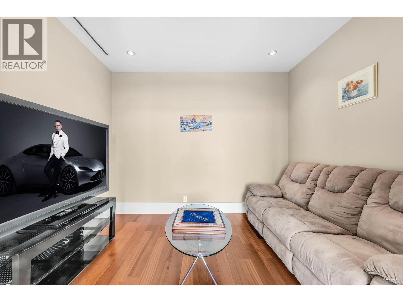 102 2575 Garden Court Property Photo 26