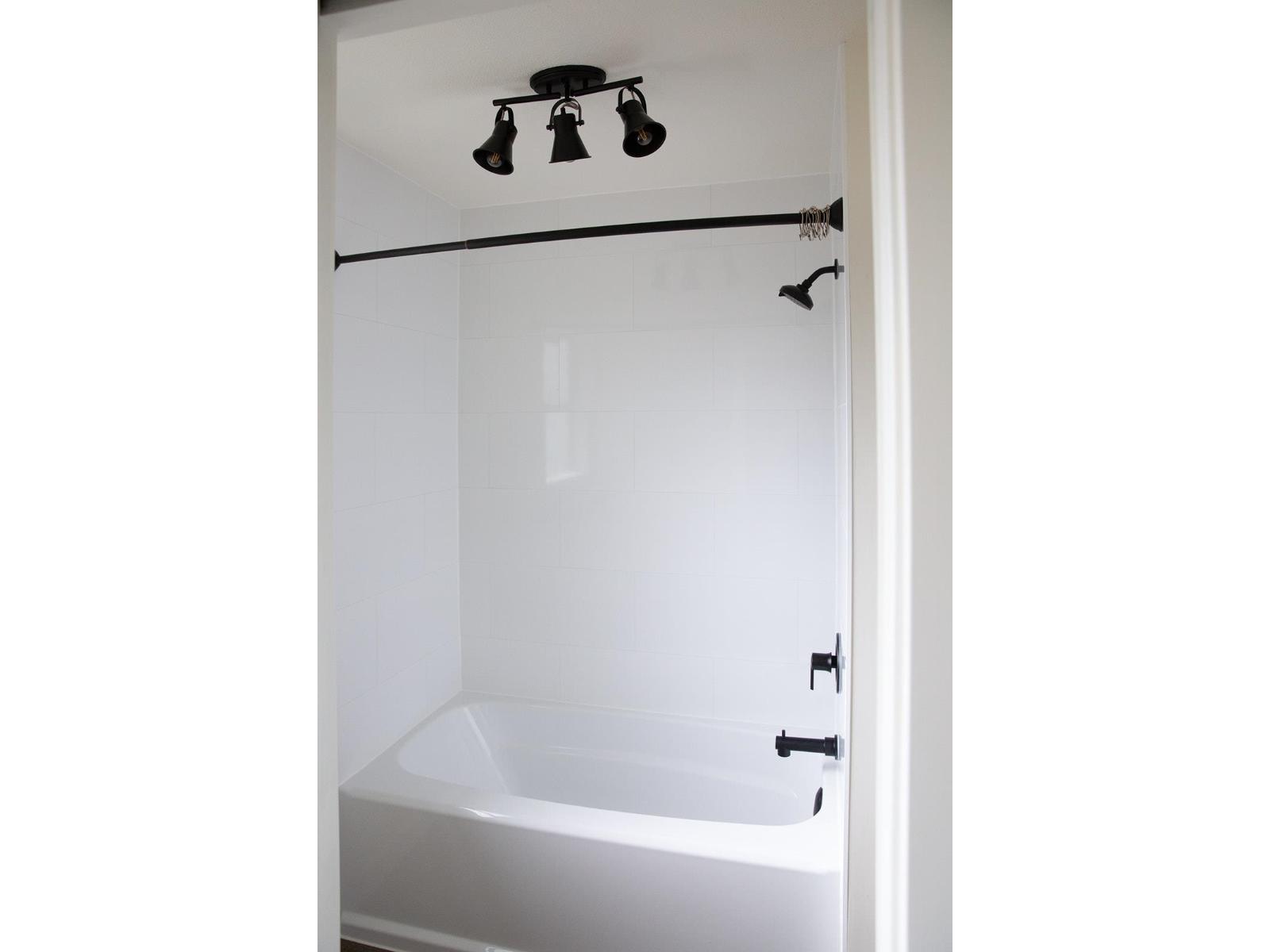 4064 198 Street Property Photo 11