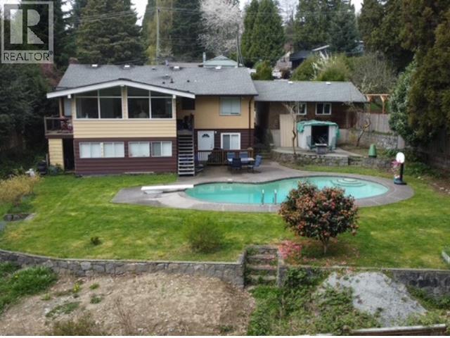 1440 Mountain Highway Property Photo 7