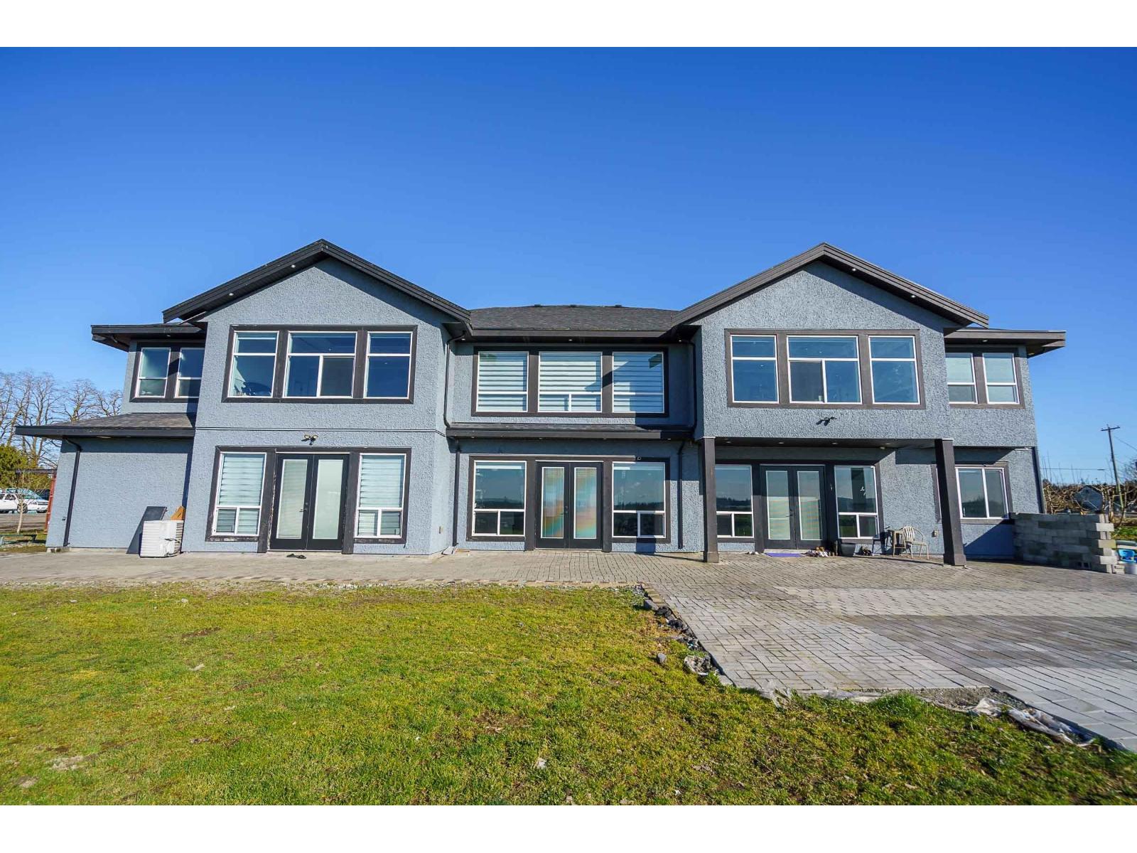 4371 184 Street Property Photo 2