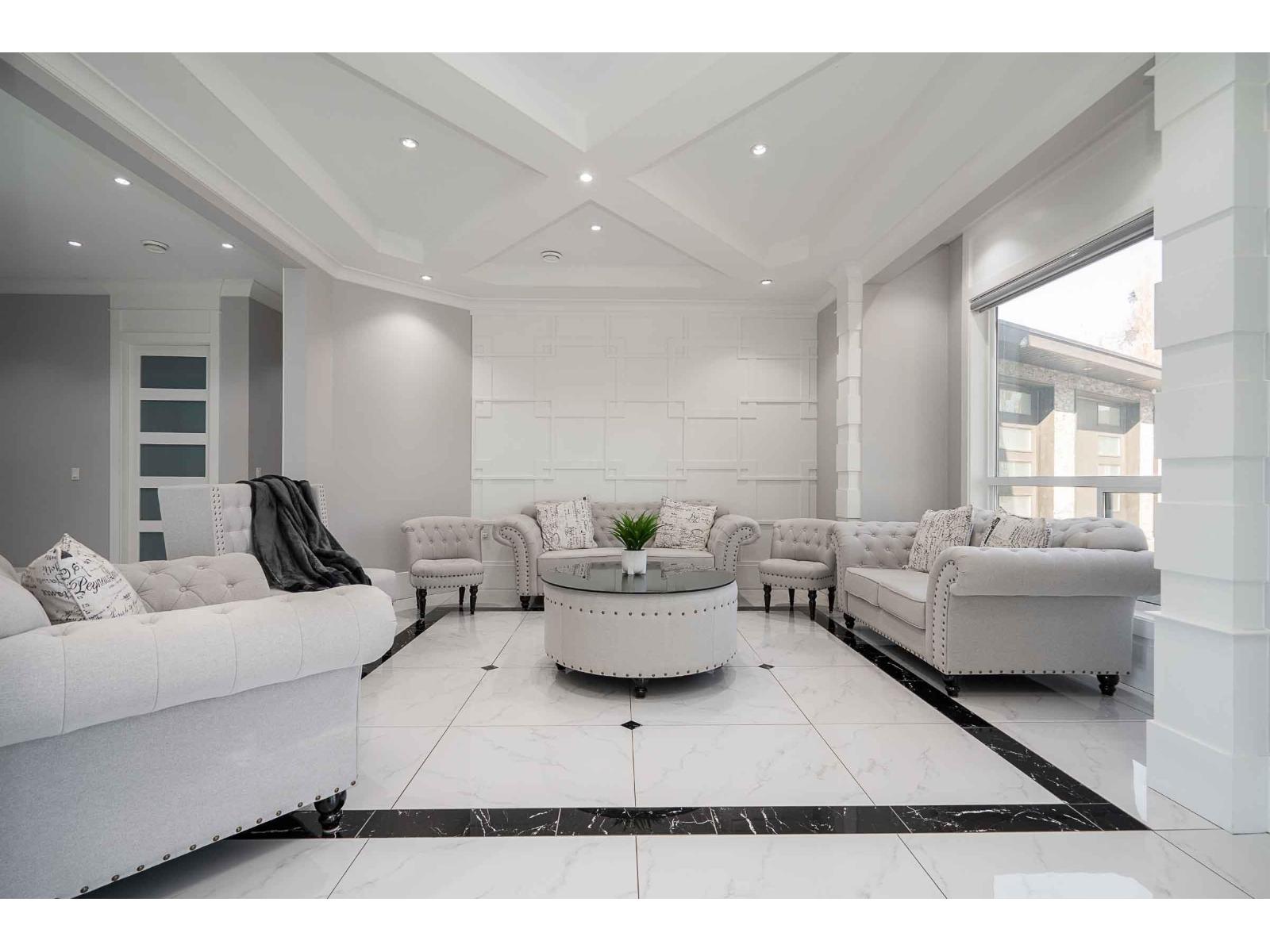 4371 184 Street Property Photo 13