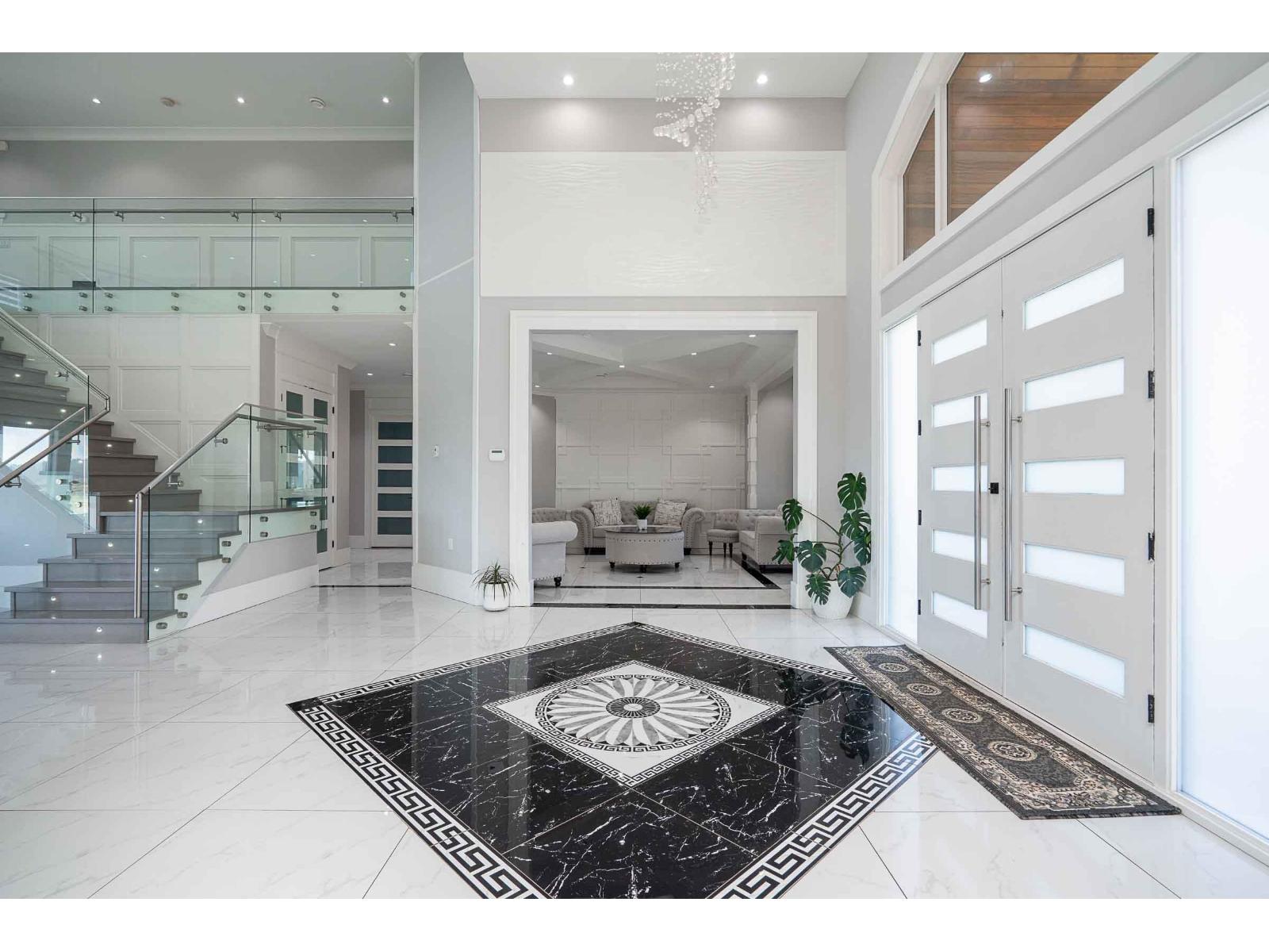 4371 184 Street Property Photo 15