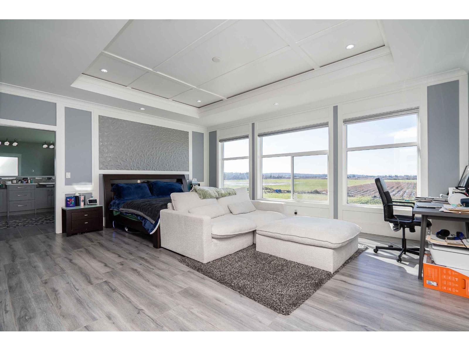 4371 184 Street Property Photo 21