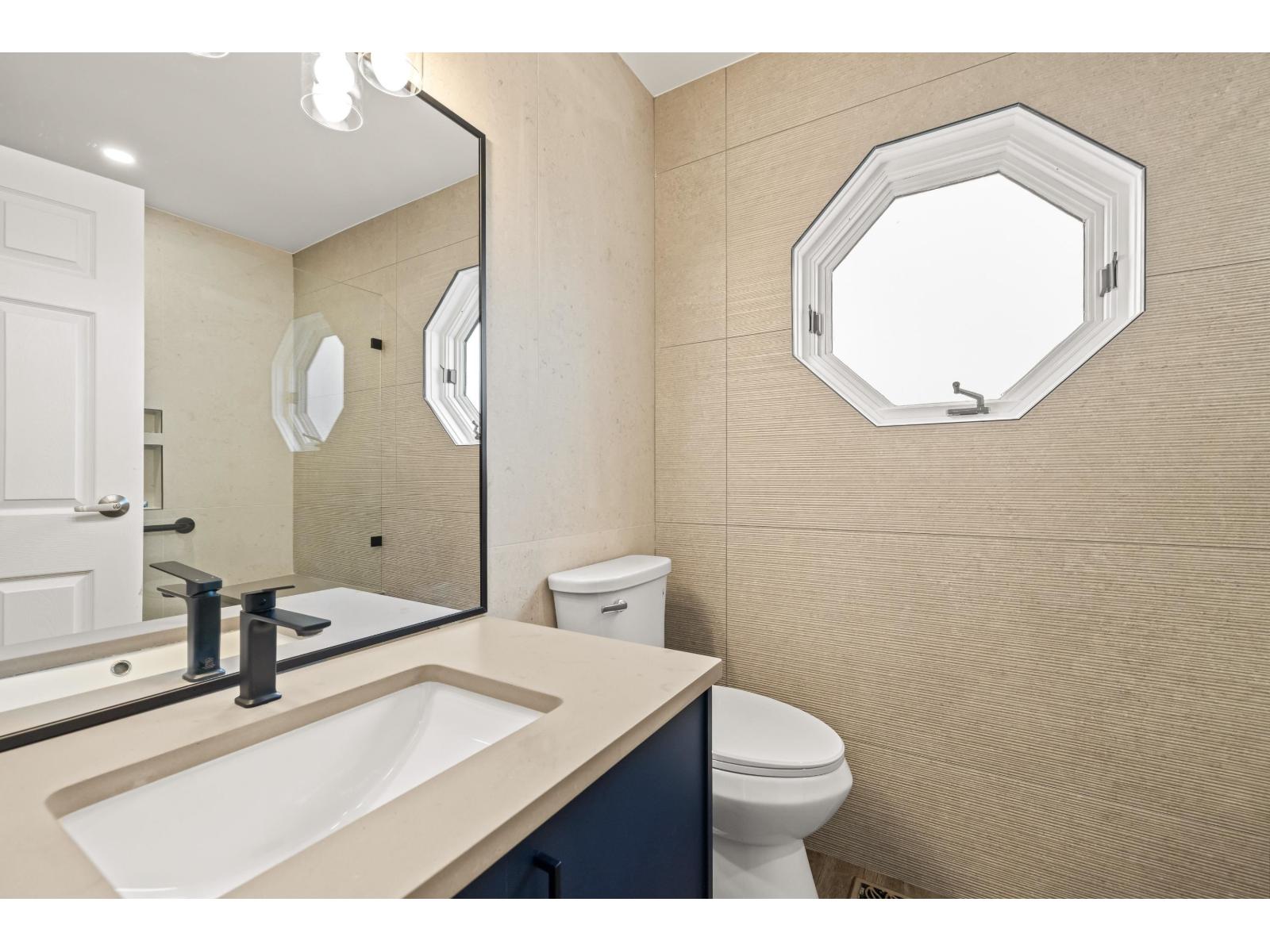 3 3755 Clearbrook Road Property Photo 29