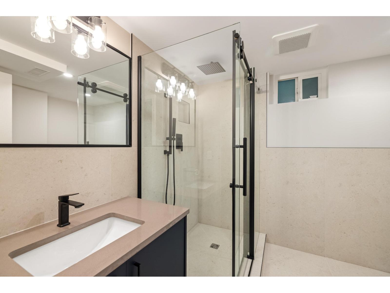 3 3755 Clearbrook Road Property Photo 31