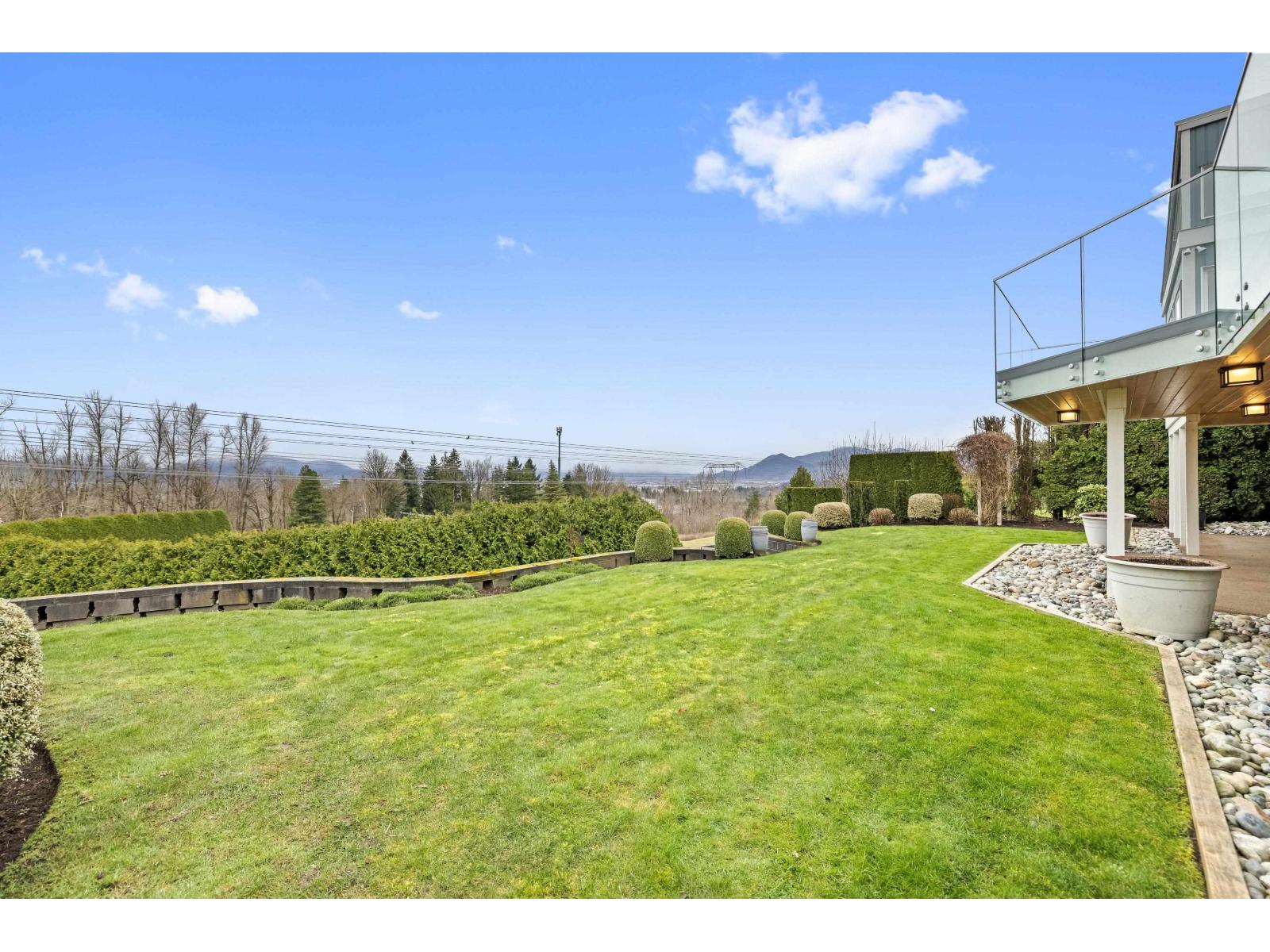 3 3755 Clearbrook Road Property Photo 34
