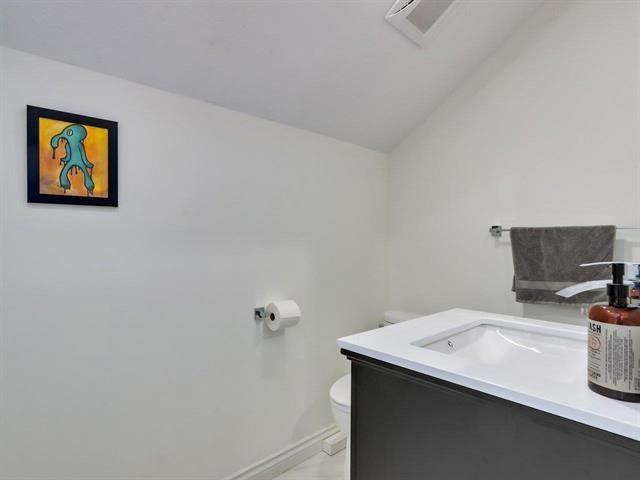 7361 149a Street Property Photo 22