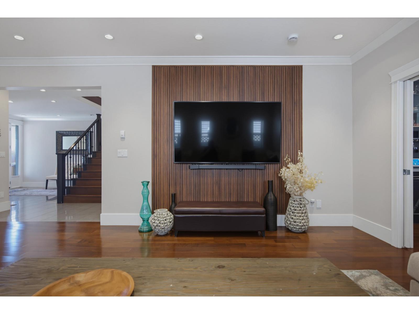9403 118 Street Property Photo 12