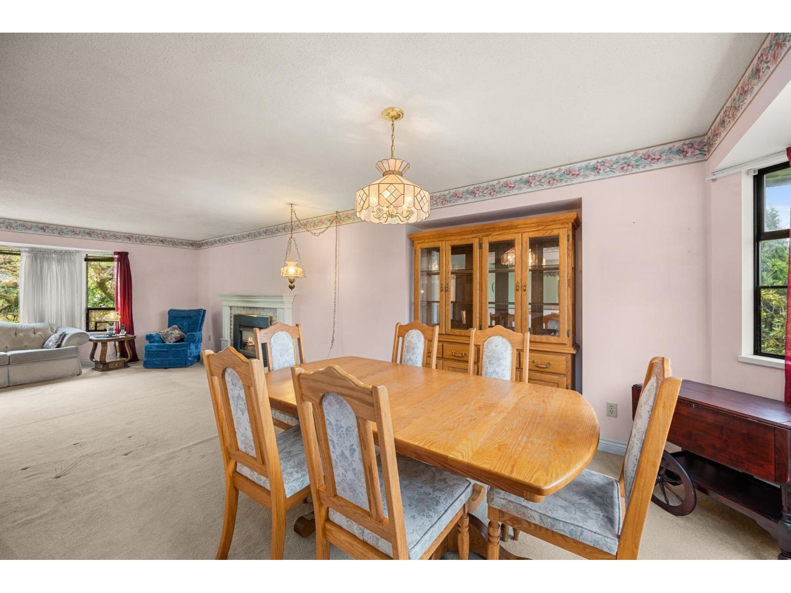 9507 204b Street Property Photo 10