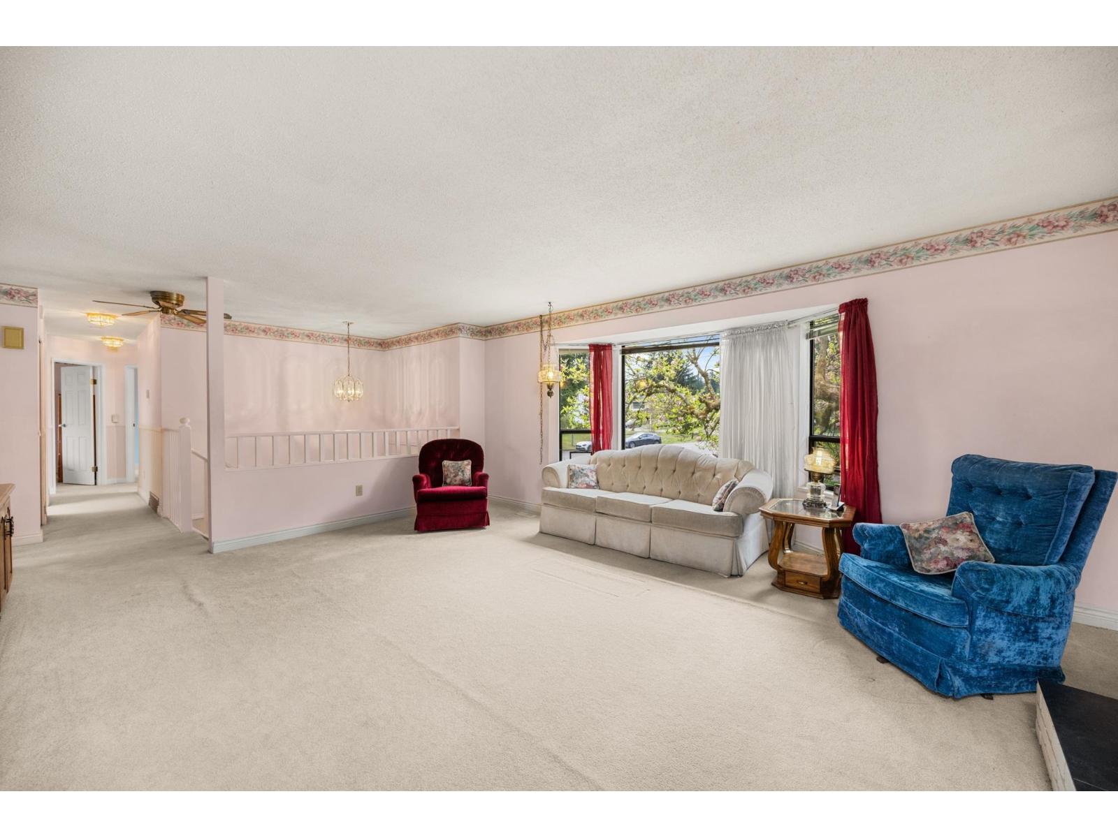 9507 204b Street Property Photo 13
