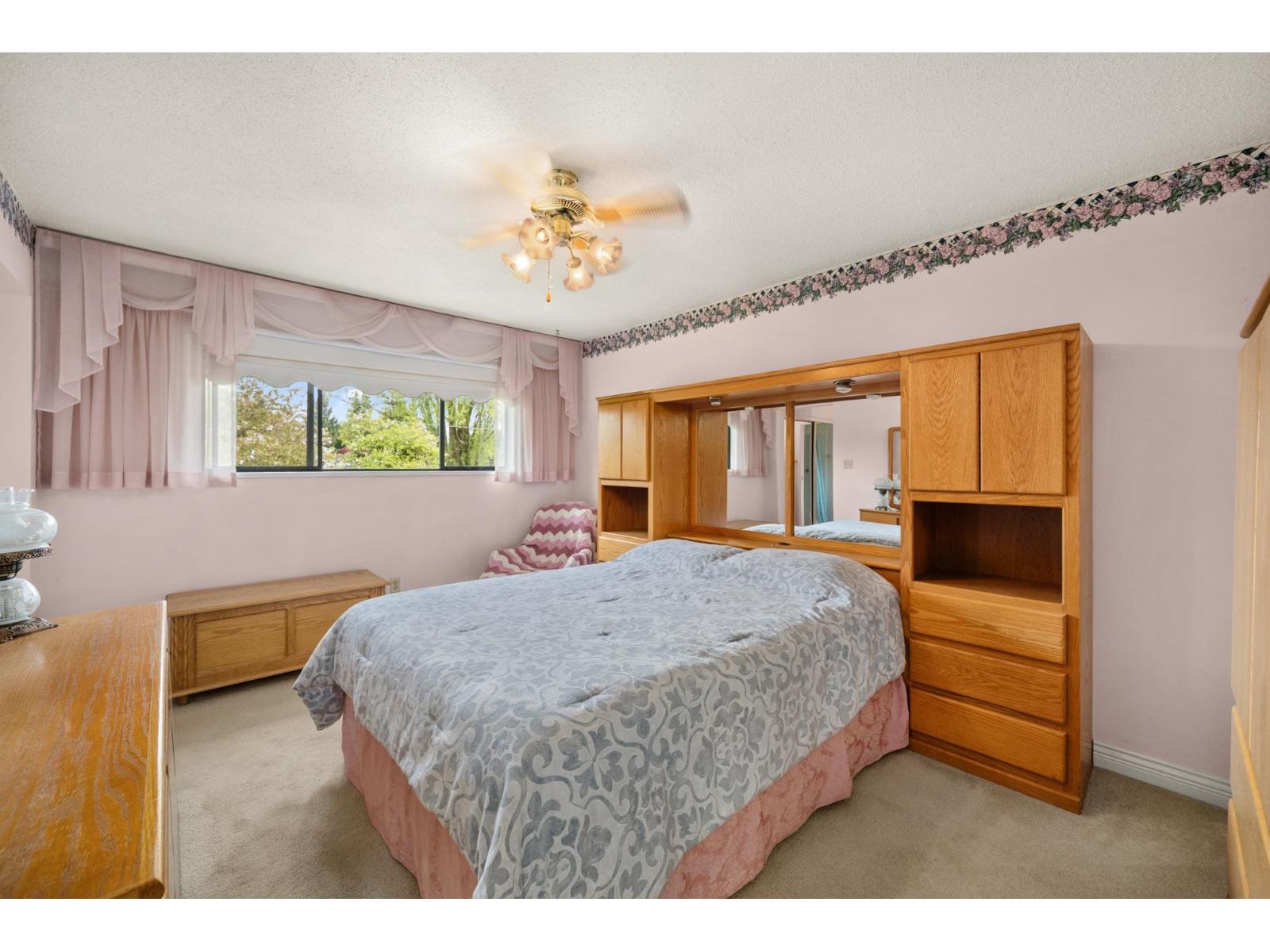 9507 204b Street Property Photo 15