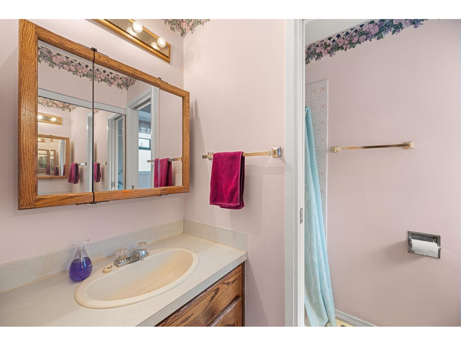 9507 204b Street Property Photo 17