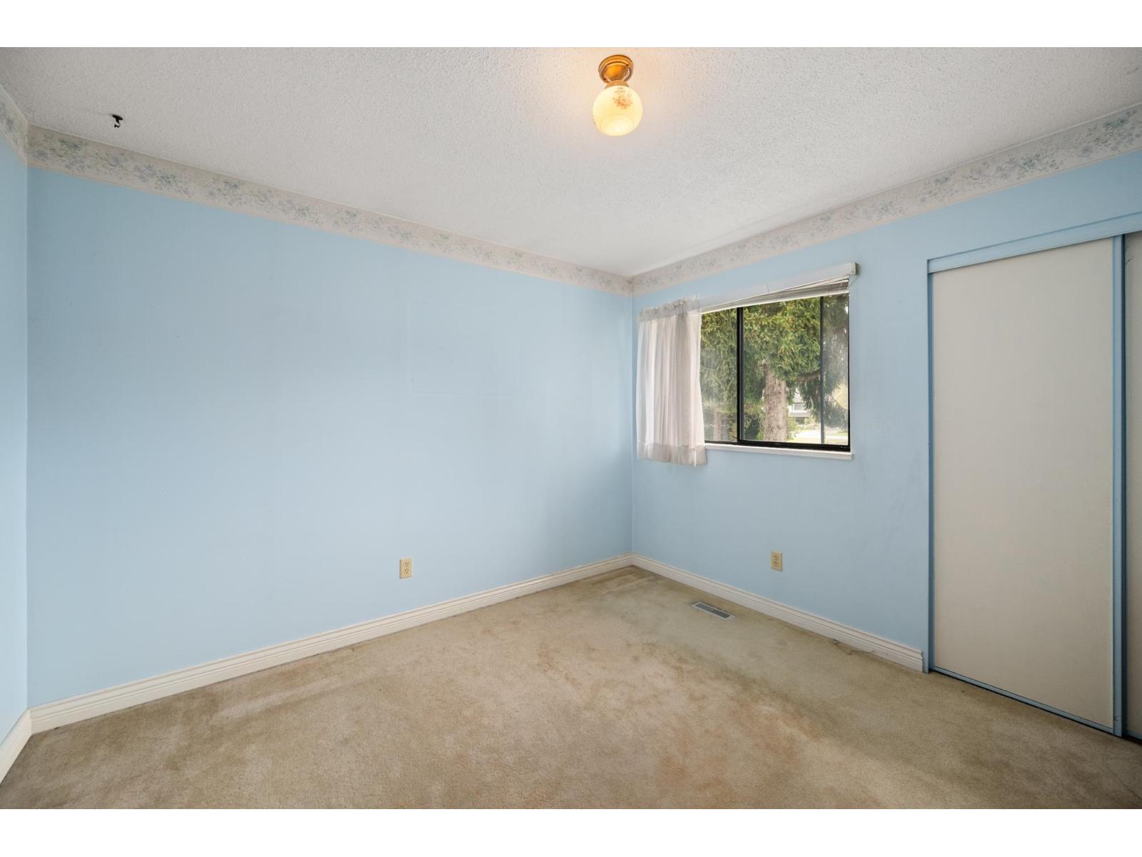 9507 204b Street Property Photo 19
