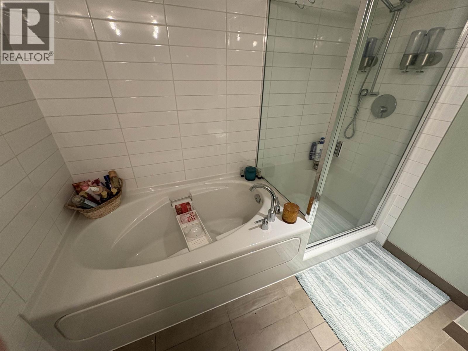 1106 980 Cooperage Way Property Photo 4