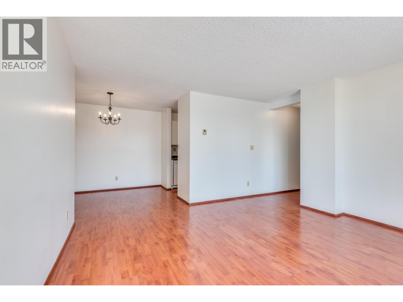 1105 9595 Erickson Drive Property Photo 9