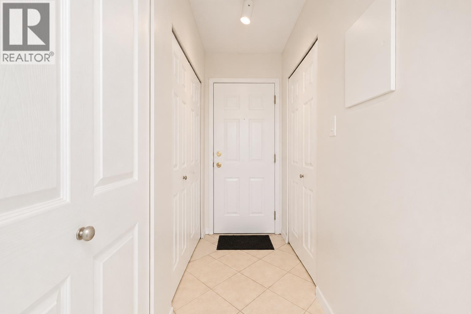 108 3250 W Broadway Property Photo 11