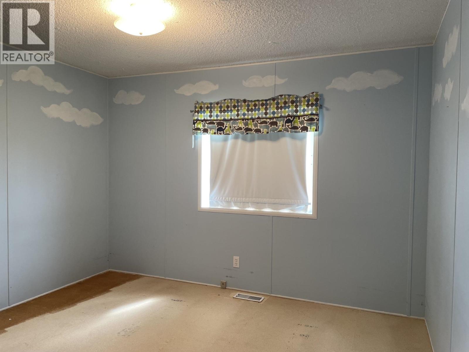 5204 Aspen Crescent Property Photo 15