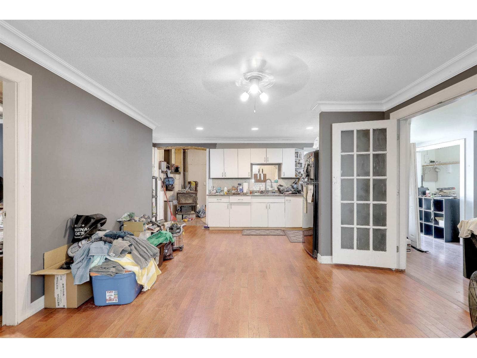 46045 Fifth Avenue Property Photo 37