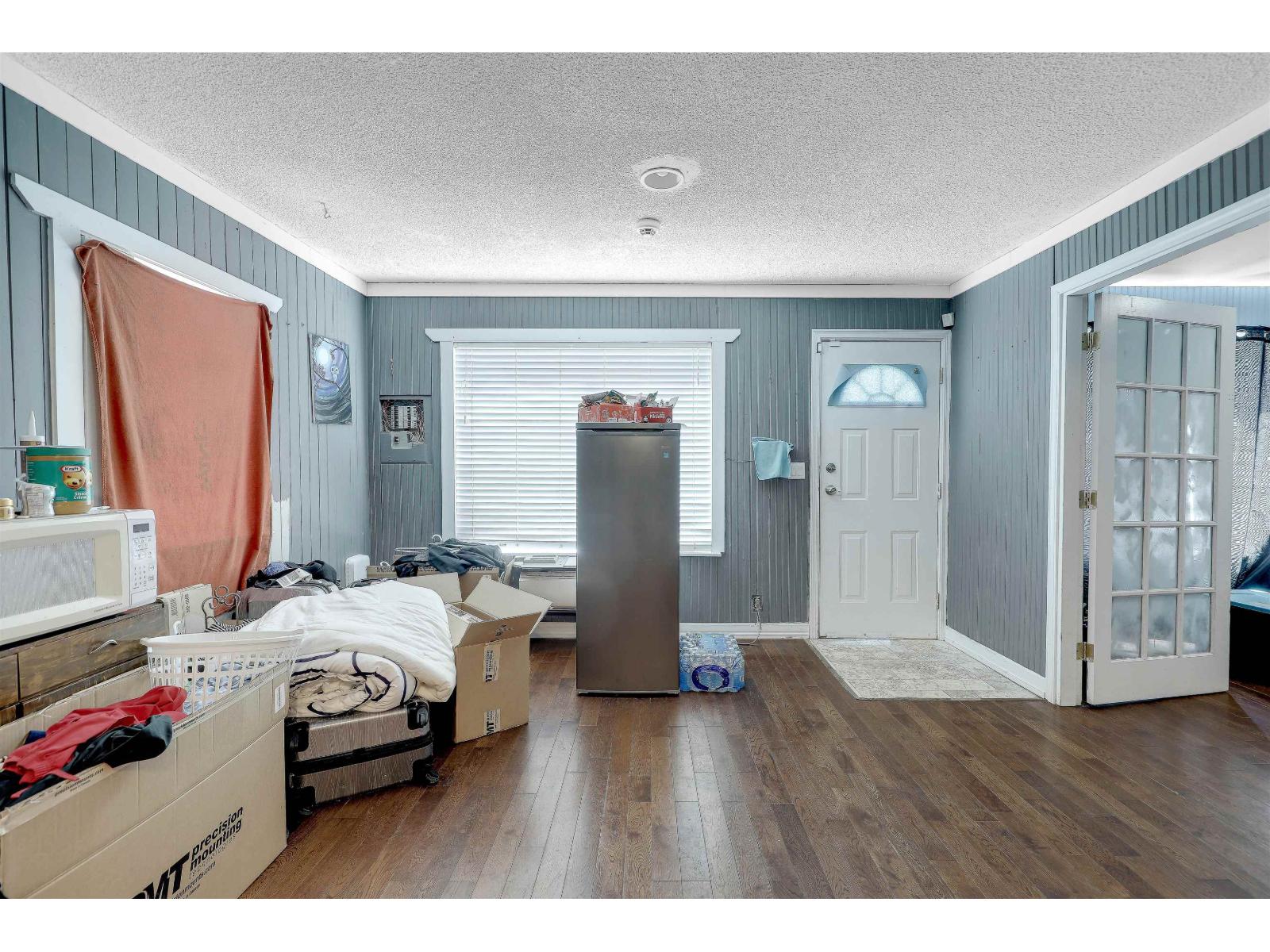 46045 Fifth Avenue Property Photo 39