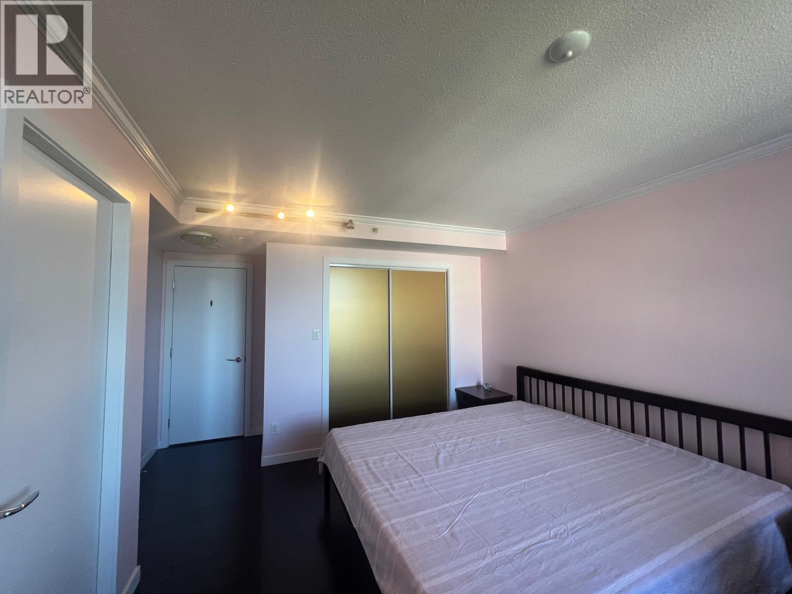 1202 8160 Lansdowne Road Property Photo 11