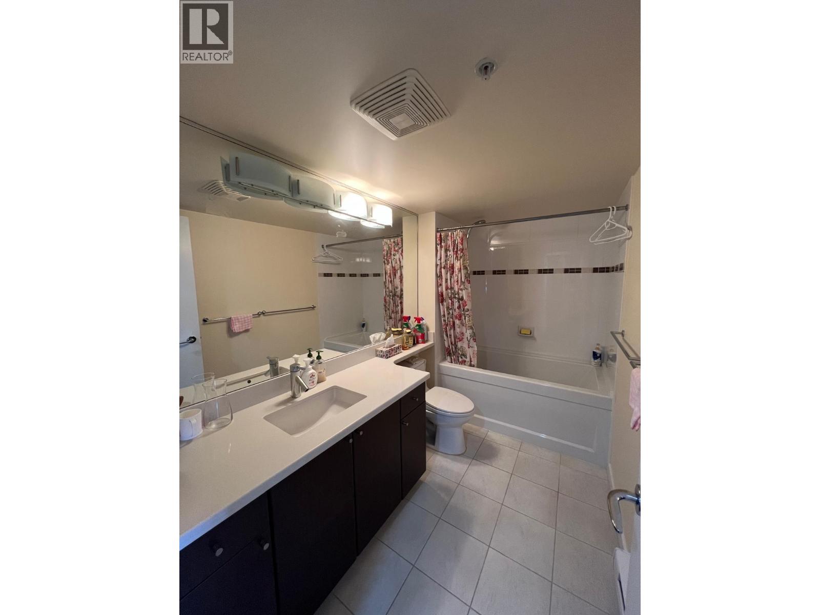 1202 8160 Lansdowne Road Property Photo 12