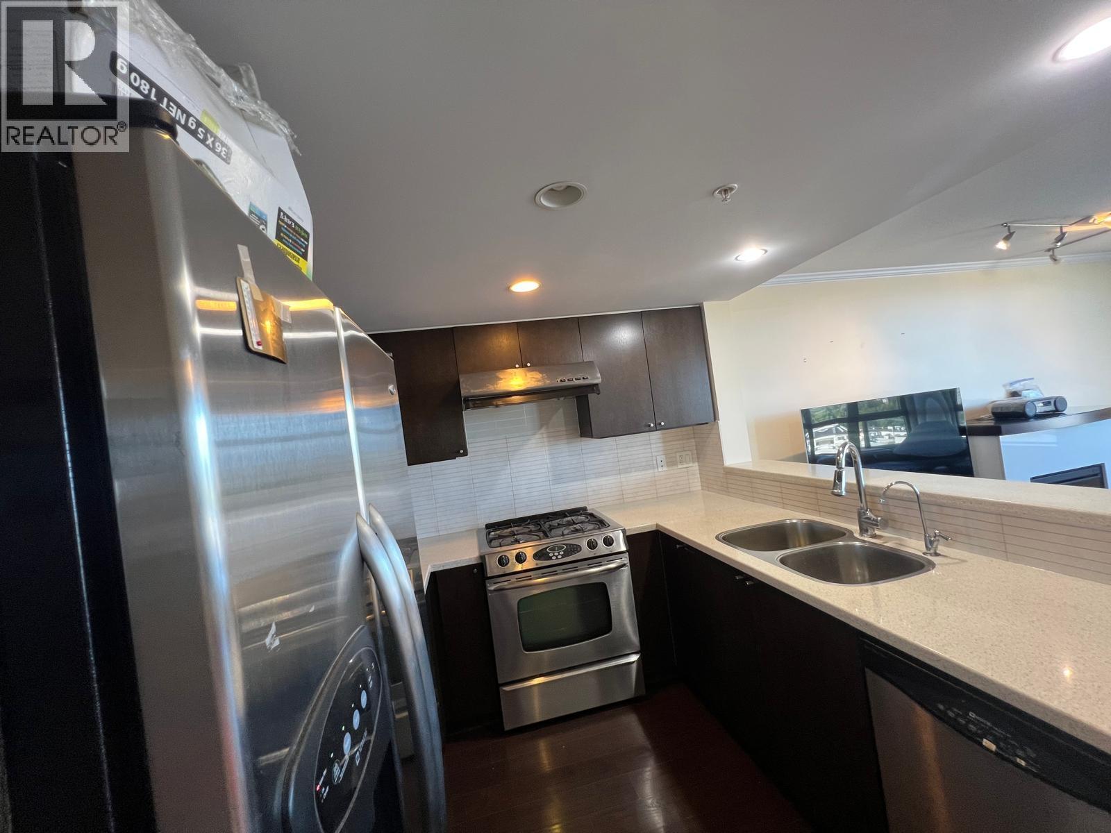 1202 8160 Lansdowne Road Property Photo 17