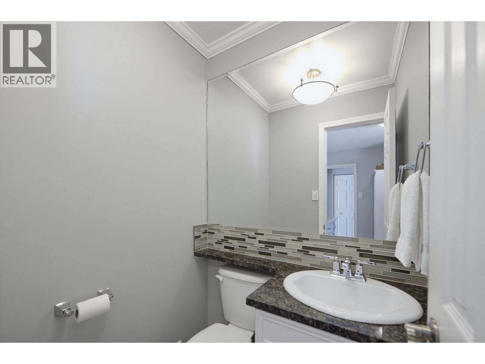5494 50 Avenue Property Photo 20