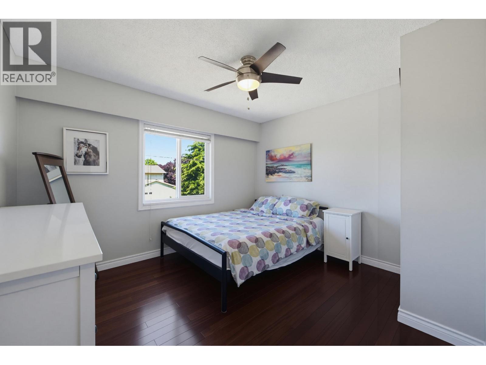 5494 50 Avenue Property Photo 21