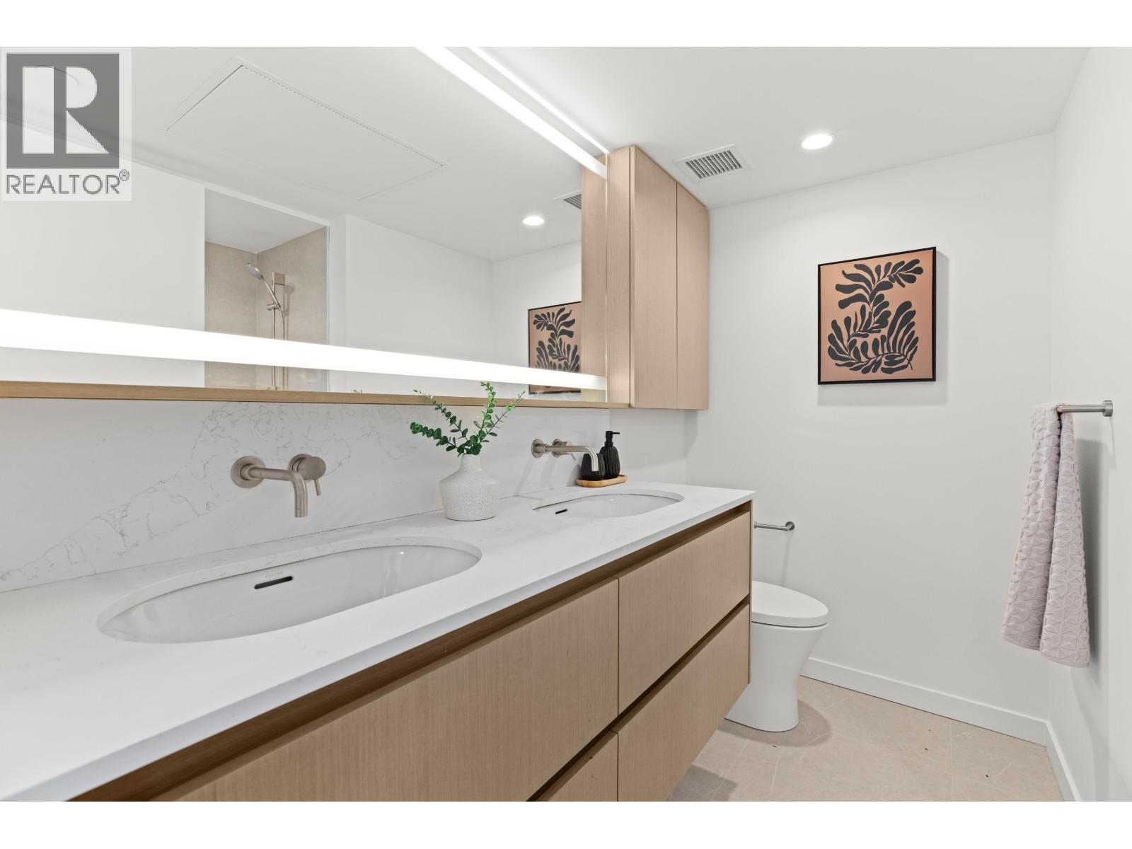 4813 Laurel Street Property Photo 13