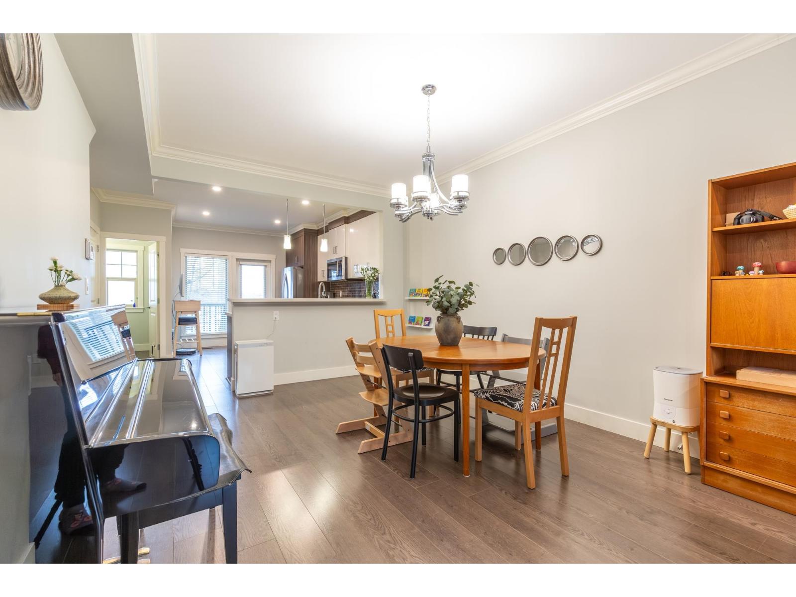 60 19097 64 Avenue Property Photo 11