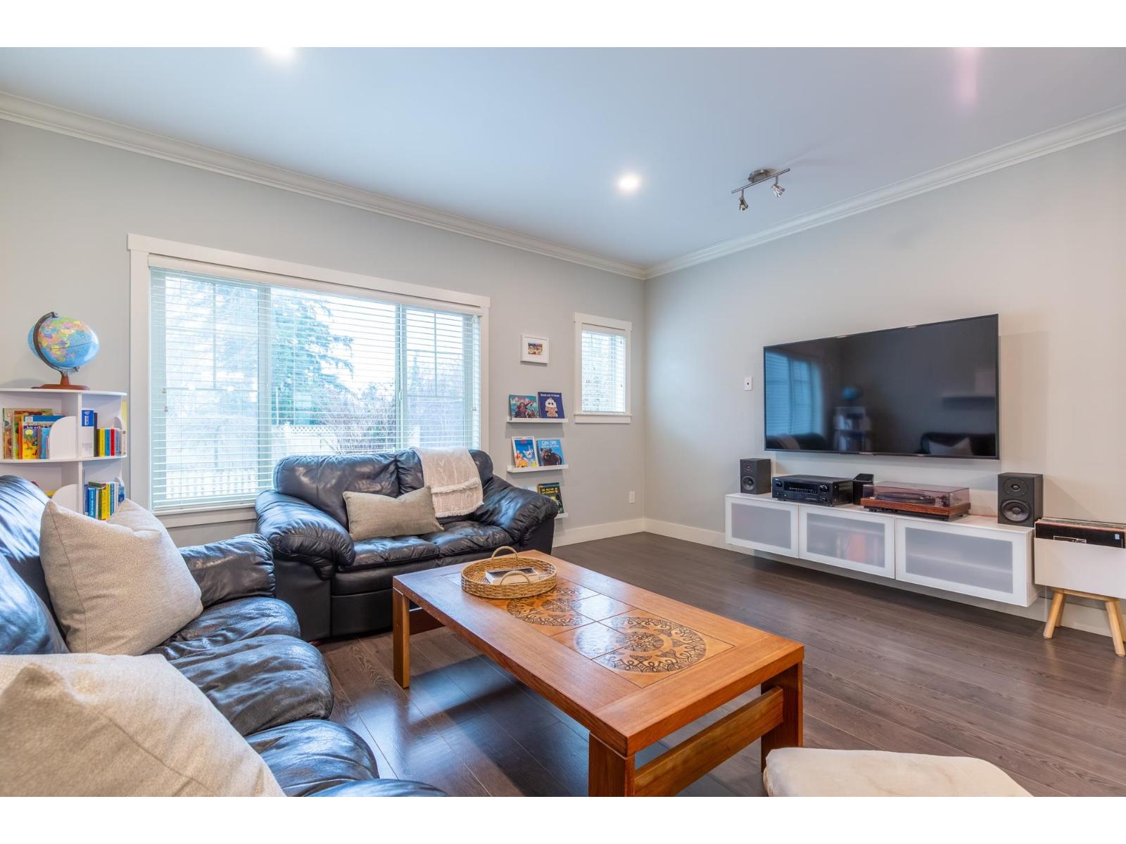 60 19097 64 Avenue Property Photo 15