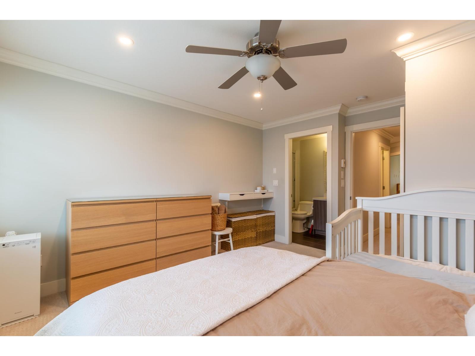 60 19097 64 Avenue Property Photo 23