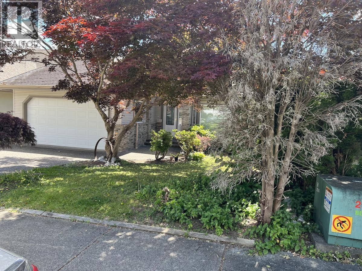 23776 110 Avenue Property Photo 2