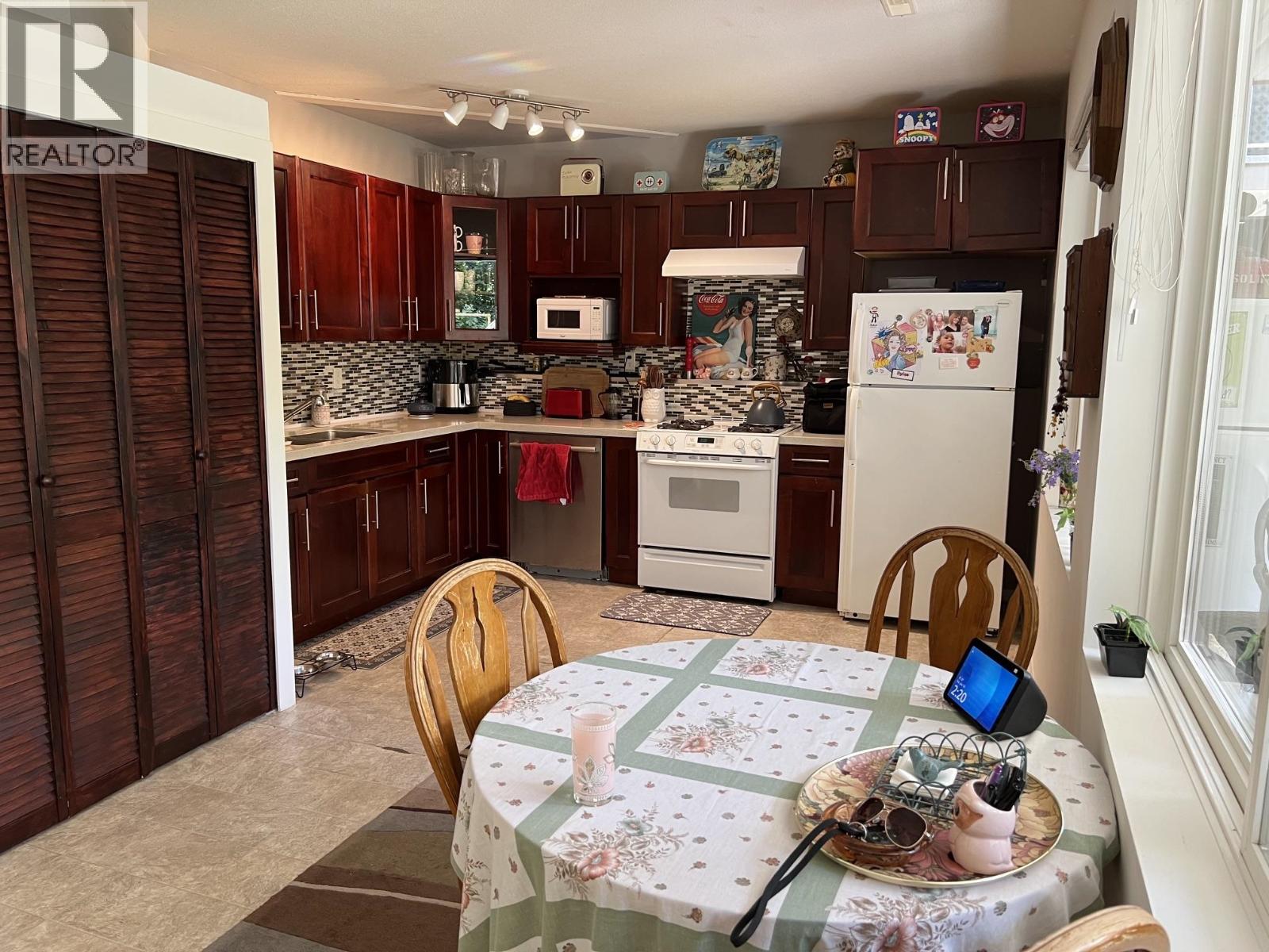 23776 110 Avenue Property Photo 13