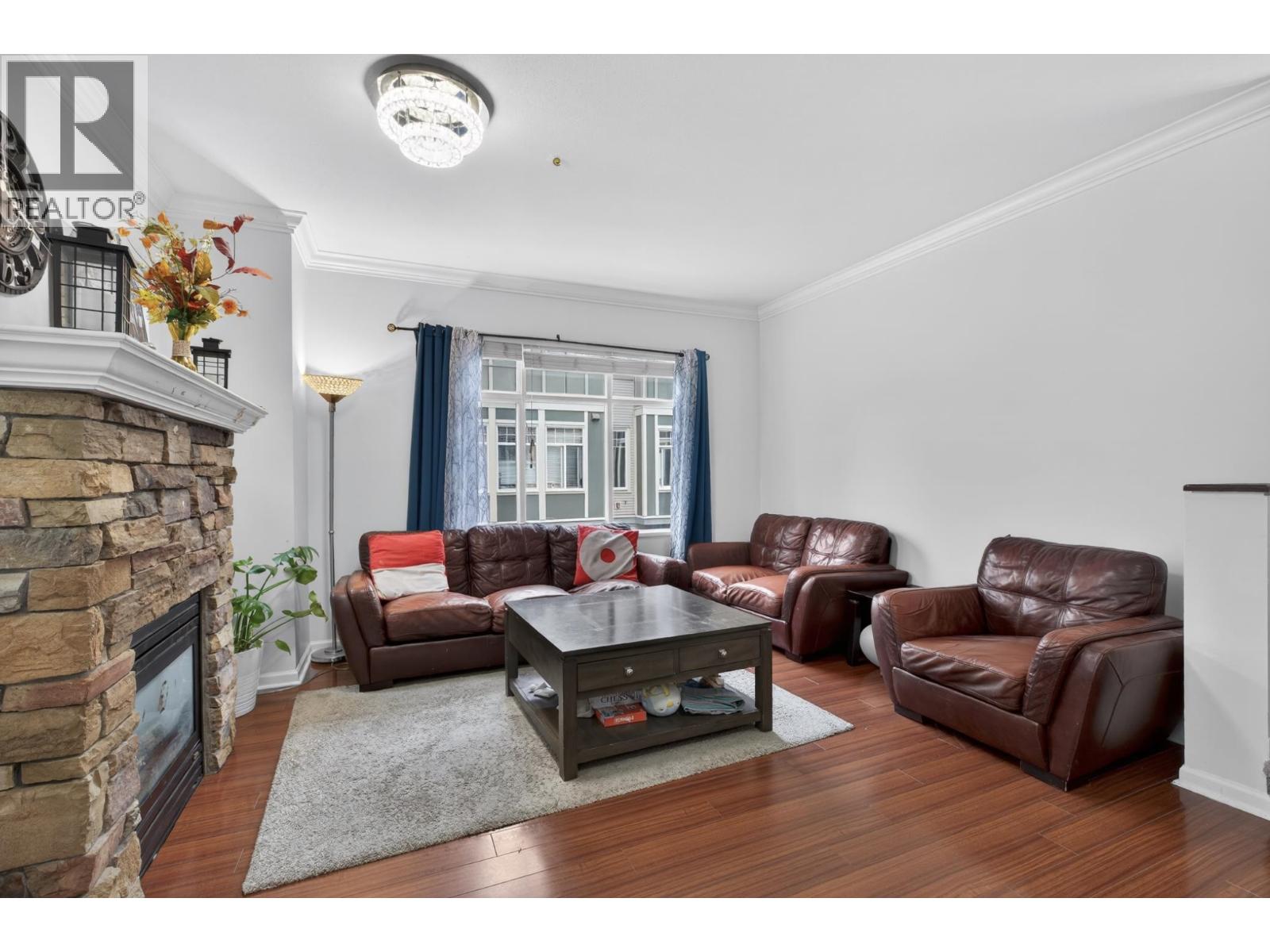25 1010 Ewen Avenue Property Photo 9