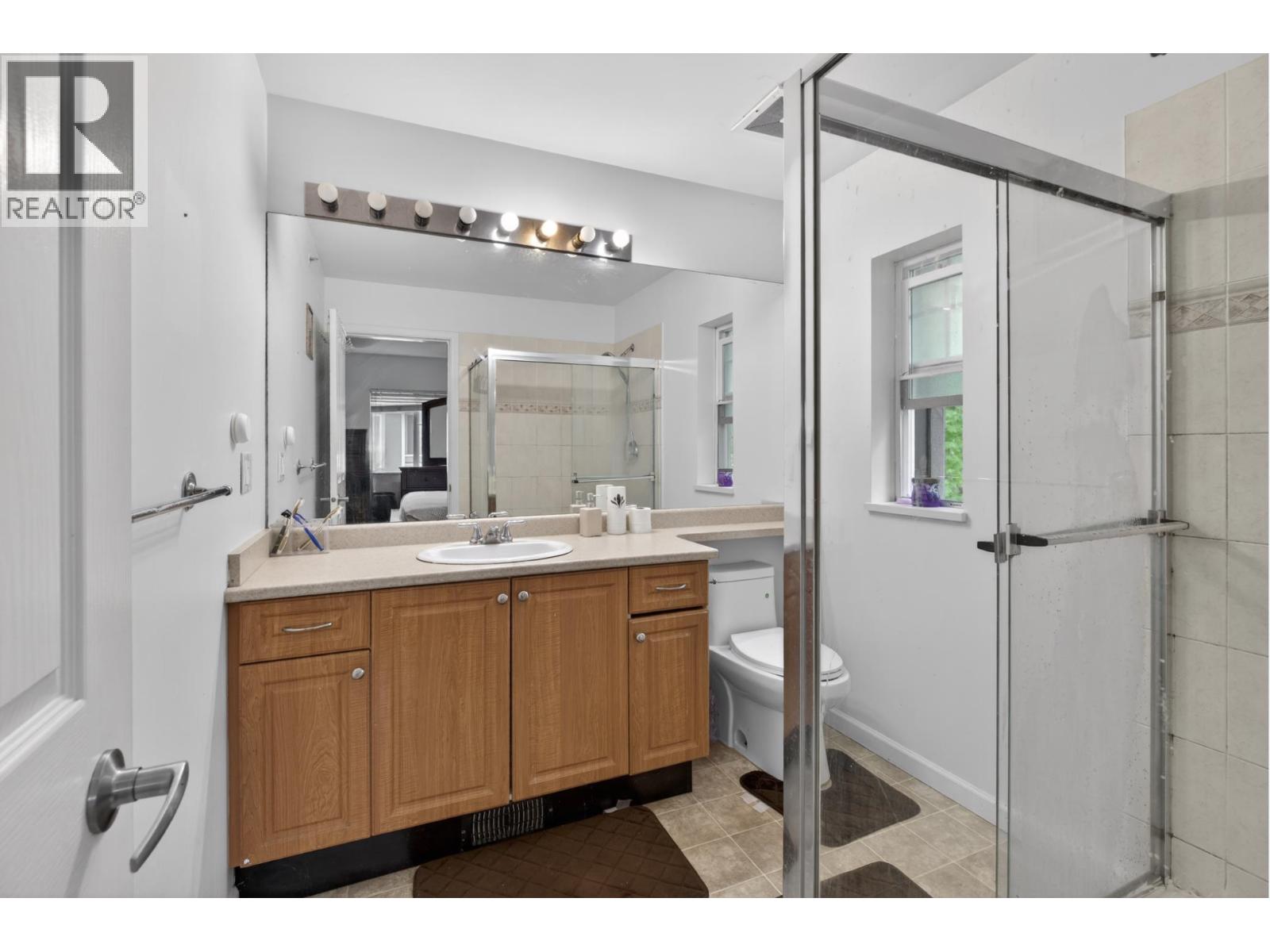 25 1010 Ewen Avenue Property Photo 17
