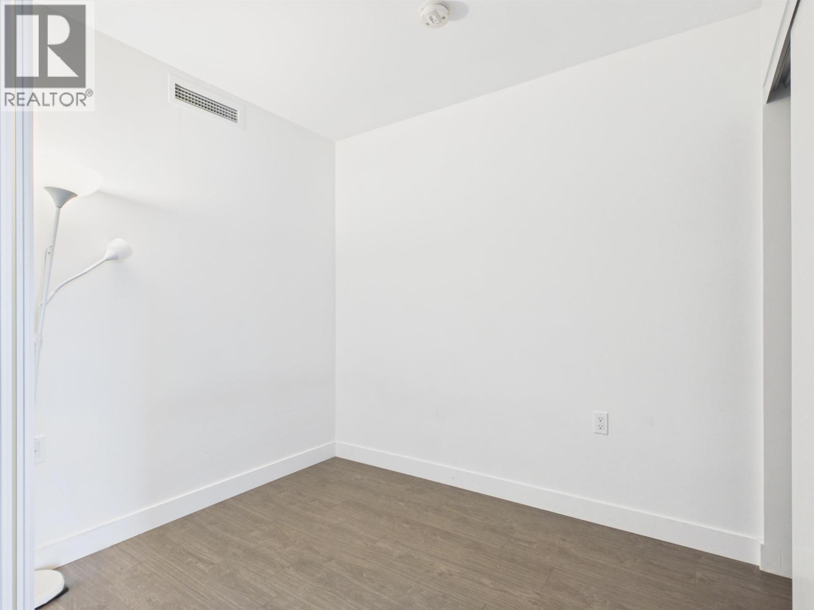 530 8133 Cook Road Property Photo 7