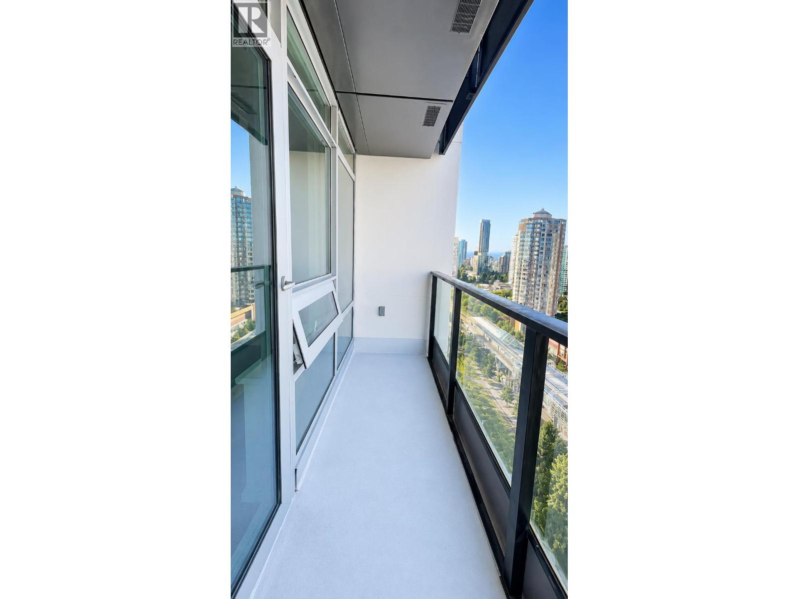 1702 6461 Telford Avenue Property Photo 30
