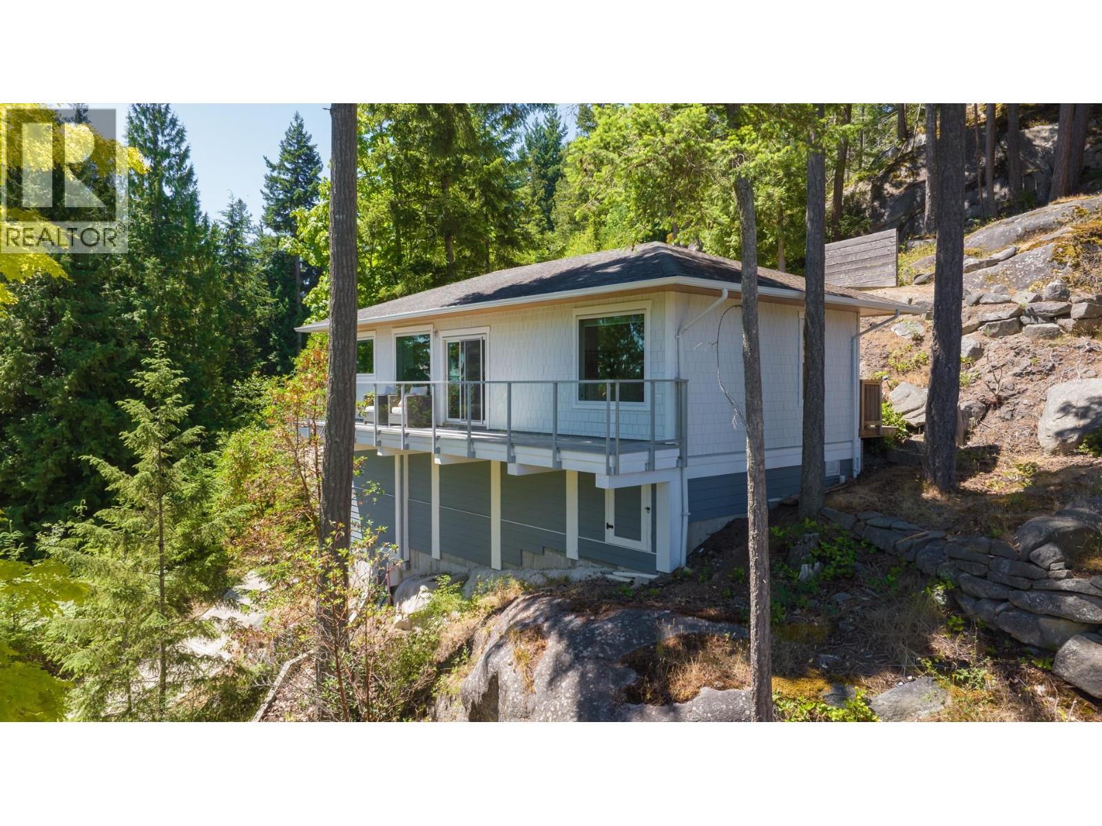 5673 SALMON DRIVE Property Photo 1