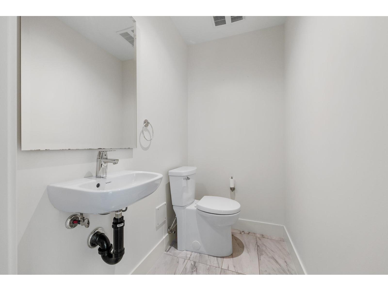16 16560 17a Avenue Property Photo 19