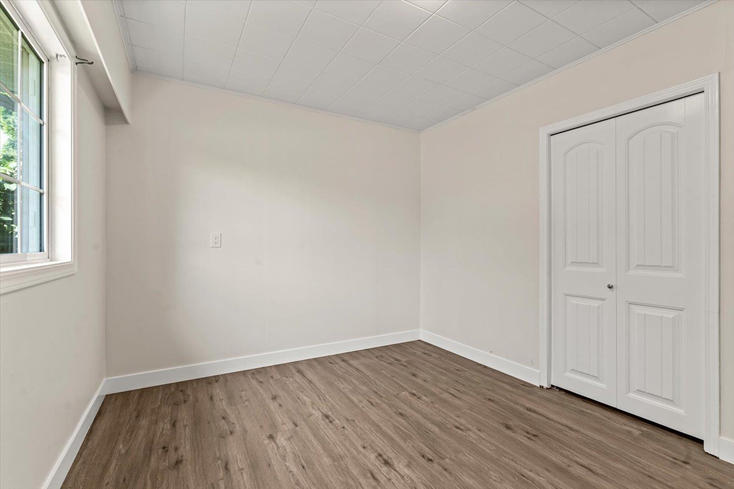 45399 Wellington Avenue Property Photo 28