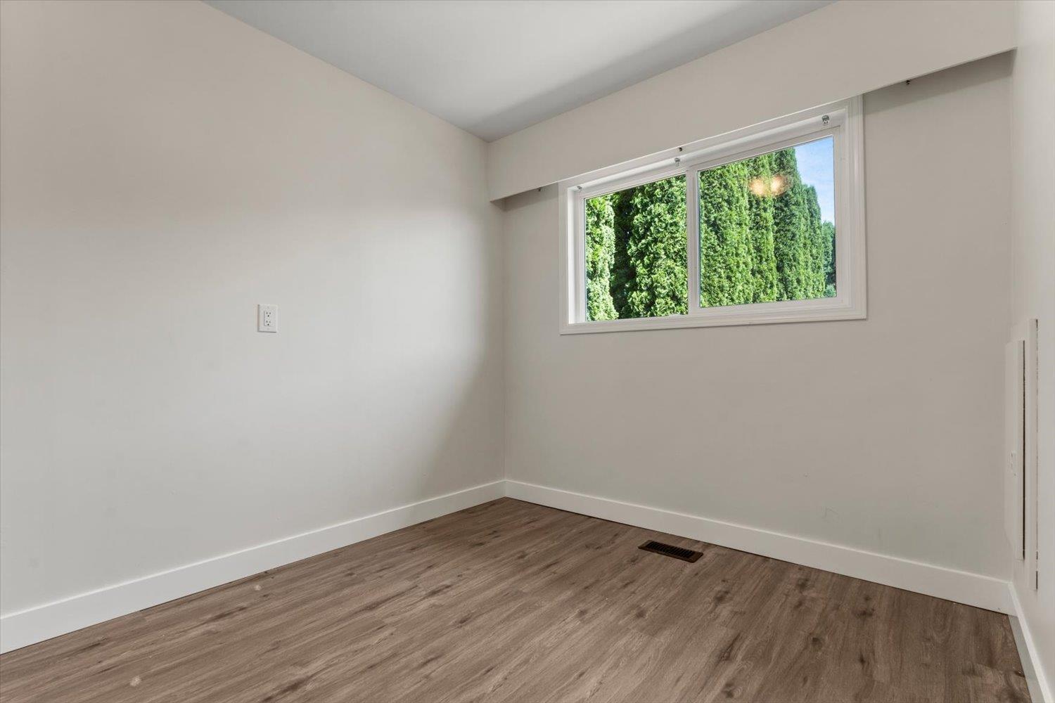 45399 Wellington Avenue Property Photo 31