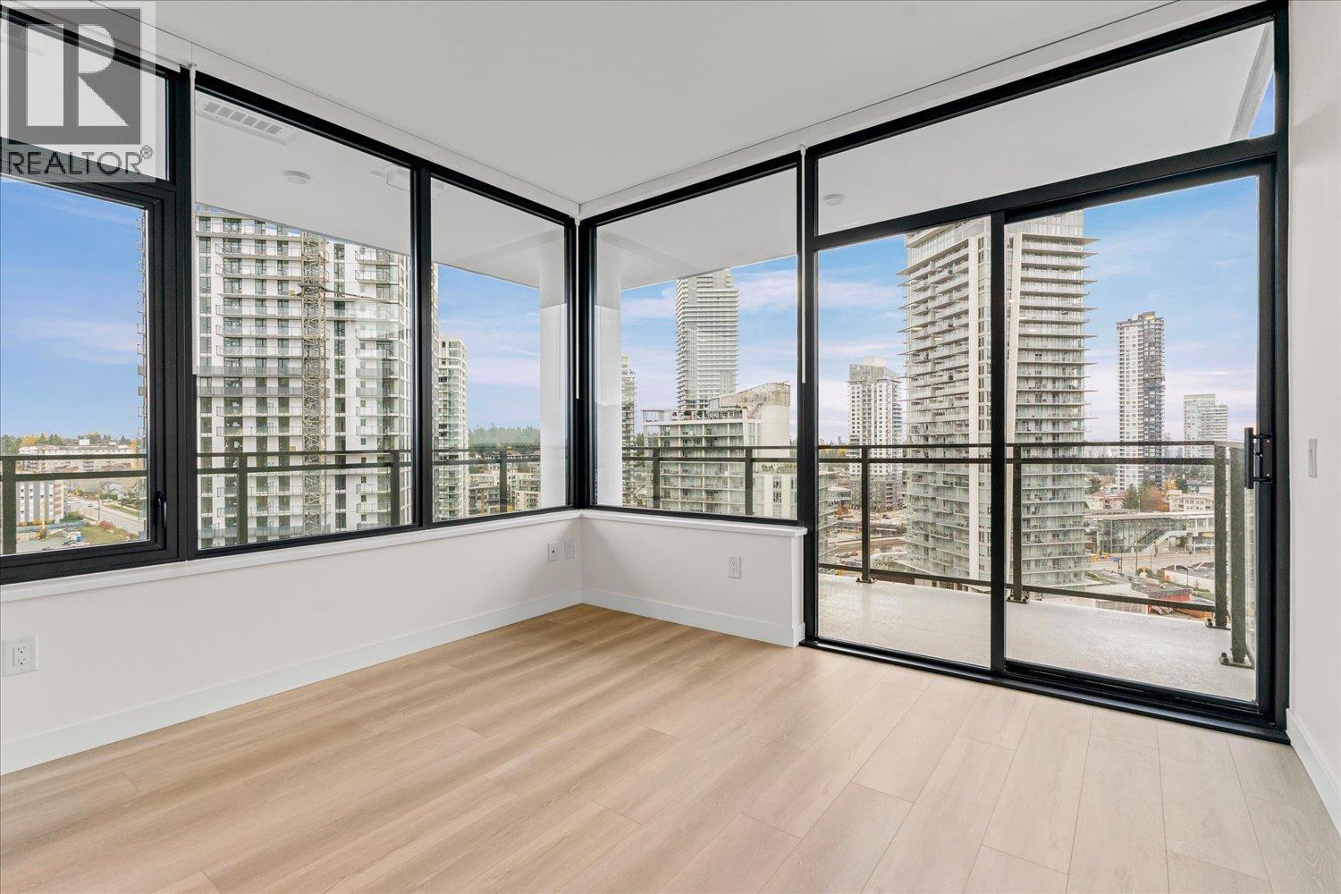 2010 626 Claremont Street Property Photo 8