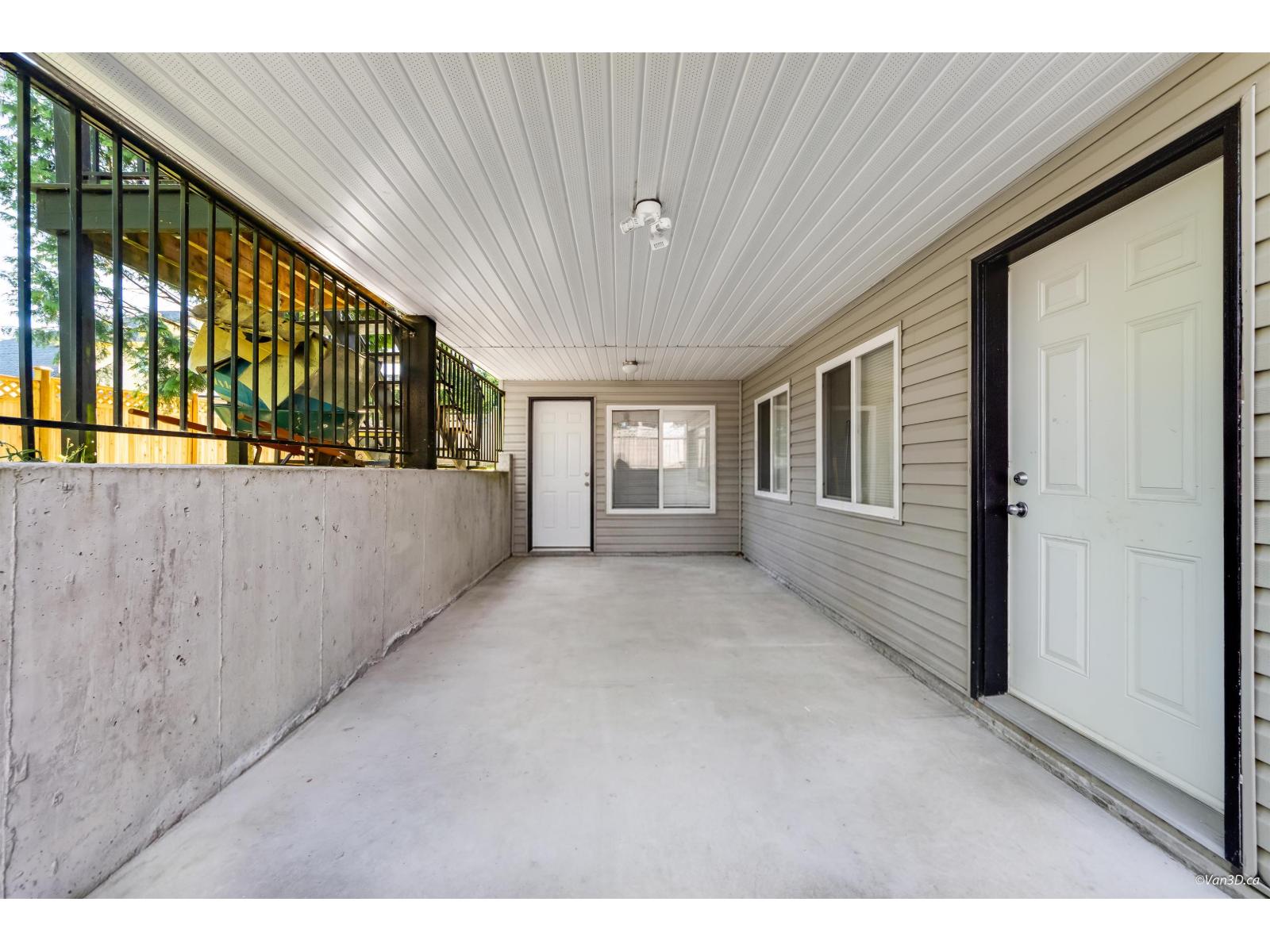 14856 69 Avenue Property Photo 10