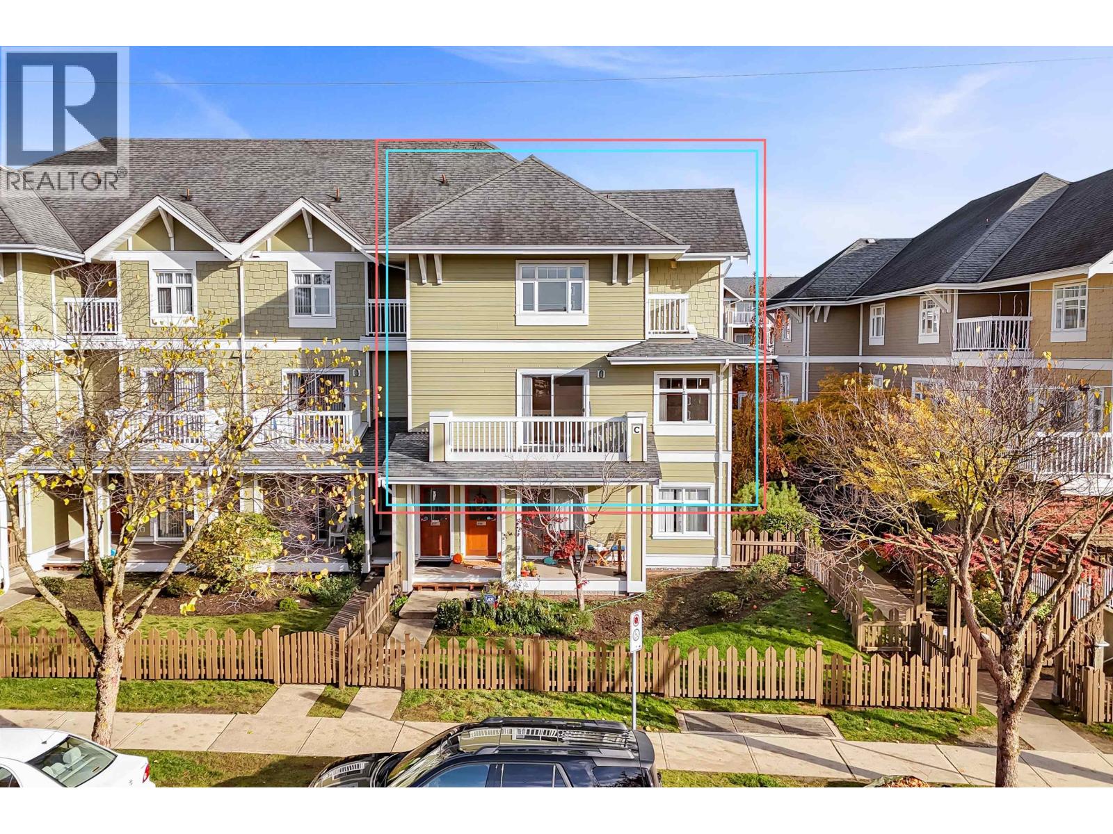 157 7388 Macpherson Avenue Property Photo 1